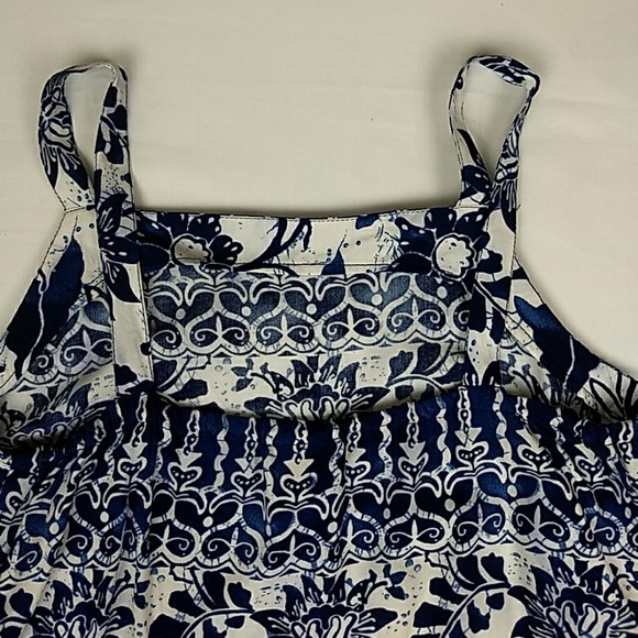 Globe Trotter Floral Print Camisole Top - Picture 5 of 7